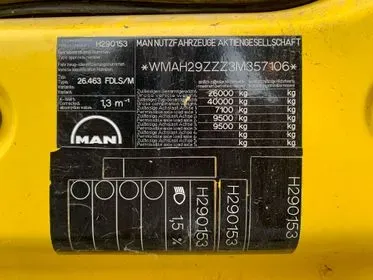 MAN TGA 33.460 6x4 BL / 2002/ 582 464 Km/ Euro 3  (68)