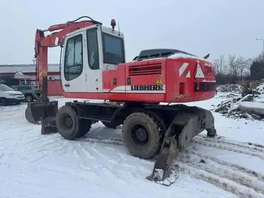 LIEBHERR 904 Litronic / 2006 / 17 075 m/h (6)