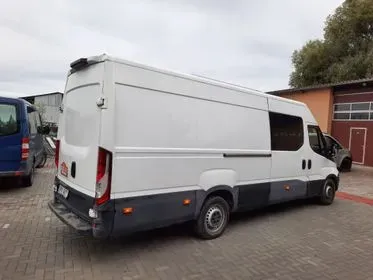 Iveco Daily 35140/ 2017/ 172000km/ automat  (3)