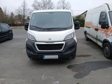 PEUGEOT BOXER / 2019 / 303 793 km (2)