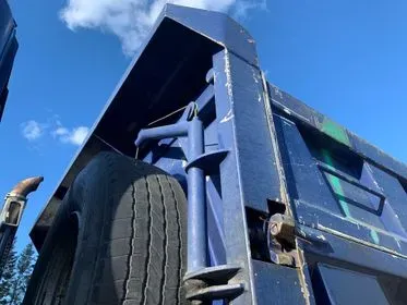 Scania P420 CB 8x4/ 2006/ 499 586 km (23)