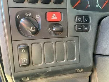 Scania P420 CB 8x4/ 2006/ 499 586 km (42)