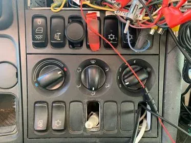 Scania P420 CB 8x4/ 2006/ 499 586 km (43)