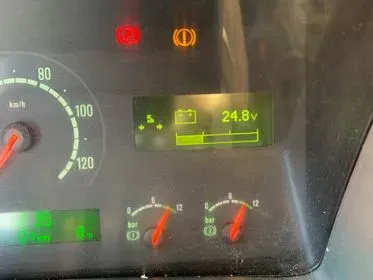 Scania P420 CB 8x4/ 2006/ 499 586 km (46)