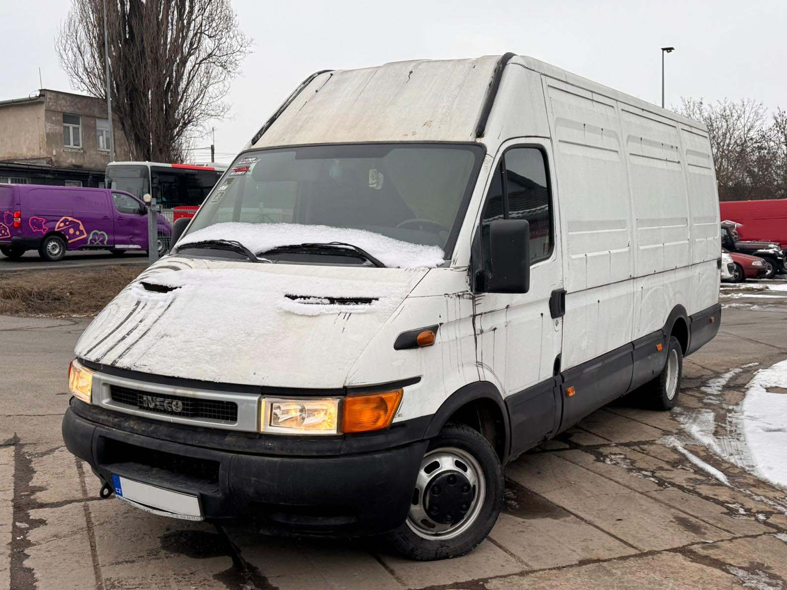 IVECO DAILY 35 C 12 / 2003 / 356 000 km