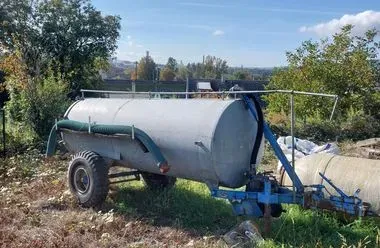 CISTERNA - fekál za traktor / 1976 (1)