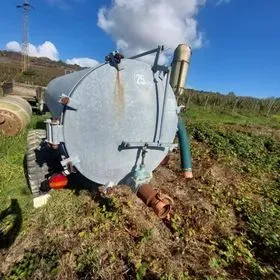 CISTERNA - fekál za traktor / 1976 (2)