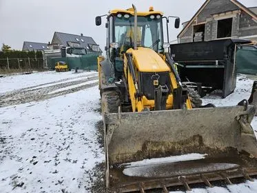 JCB 3CX / 2019 / 2 609 m/h (2)