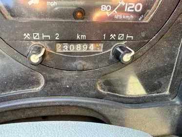 AVIA D90-N / 2002 / 230 894 km (19)