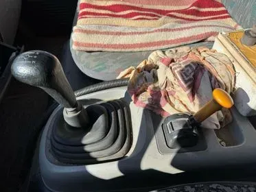 AVIA D90-N / 2002 / 230 894 km (17)