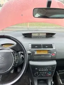 CITROEN C4 / 2005 / 110 000 km (4)
