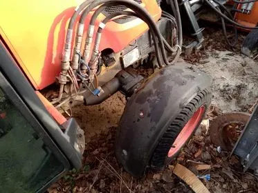 KUBOTA BX 2350 / 2016 (15)