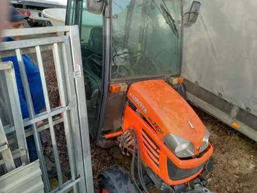 KUBOTA BX 2350 / 2016 (3)