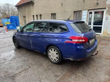 Peugeot 308 / 2017 / 143 972 km (6)