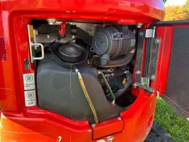 KOMATSU PC16R-3HS / 2022 / 1 030 m/h (12)