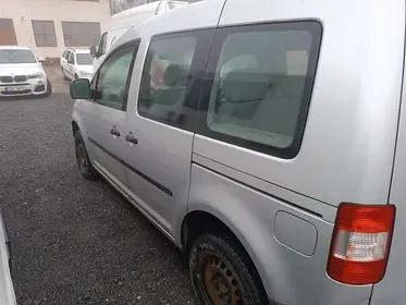 Volkswagen CADDY 1,9TDI / 2005 / 291 000 km (4)
