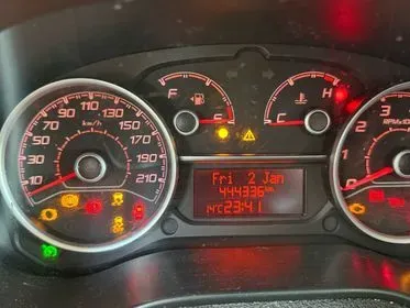 Fiat DOBLO 1,6 JTD / 2016 / 443 600 km (17)