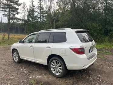 Toyota HIGLANDER HYBRID LIMITED 3,3 L / 2009 / 198 000 km (5)