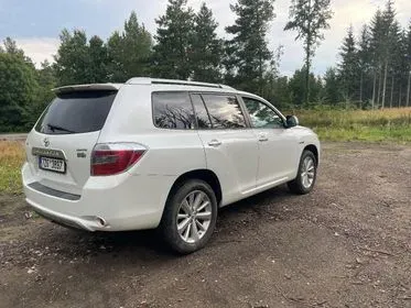 Toyota HIGLANDER HYBRID LIMITED 3,3 L / 2009 / 198 000 km (3)