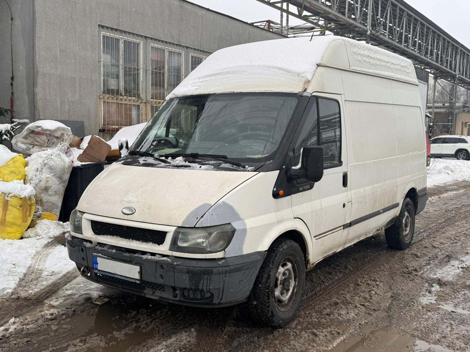 FORD TRANSIT 330M FABY / 2004 / 245 300 km