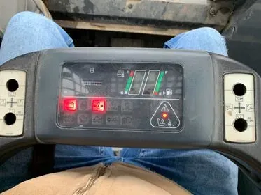 Komatsu  CK 30 - 1/ 2010/818 mth (14)