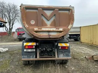 MAN F 2000 VFK / 41 .480 / 2002/ 8x6 (7)