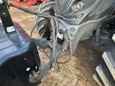 Valtra T214N/ 270 HP/  10280 hours/ 2015 (7)