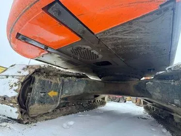 HITACHI 280LCN / 2010 / 13 856 m/h (8)