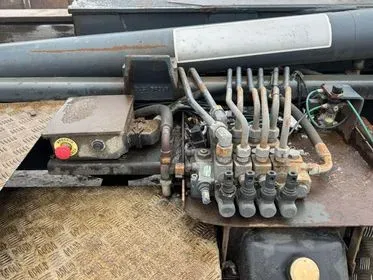 Scania R480 LB6x2 / 2008 / 354 000 km (18)