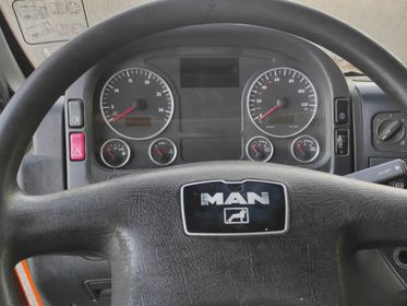 MAN TGA 26.320 6x2 / 2008 / Garbage Truck  (13)