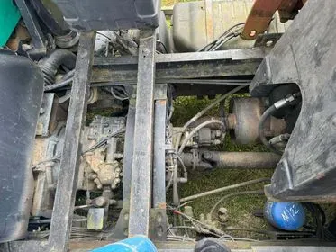 AVIA D90 / 2008 / 982 400 km (12)