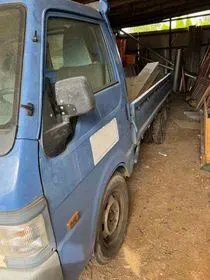 MAZDA E SD1C32 / 2001 (2)