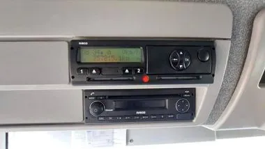 IVECO 120E19 E6 / 2015 / 258 000 km (16)