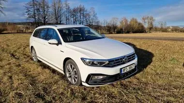 VW PASSAT 2,0  / 2021 / 123 000 km (3)