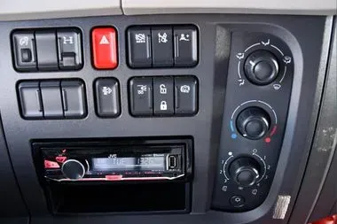 DAF LF 260 / 2017 / 630 000 km (13)