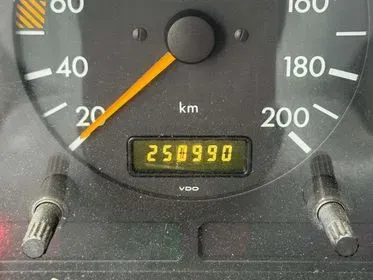 Mercedes-Benz 312D / 1997 / 251 000 km (19)