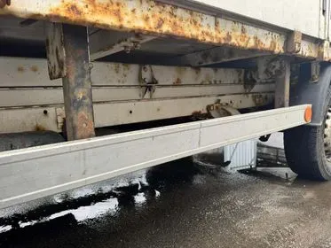 Mercedes-Benz 312D / 1997 / 251 000 km (14)