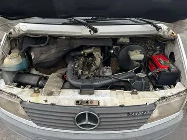 Mercedes-Benz 312D / 1997 / 251 000 km (15)