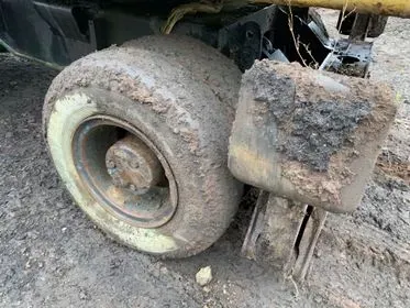 Komatsu PW 170 ES/ 2001/ 14000 Motohours  (17)