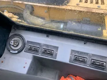 Komatsu PW 170 ES/ 2001/ 14000 Motohours  (47)