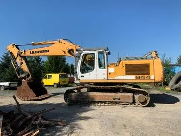 Liebherr L 944C HDSL / 2008/ 14100 motohours  (2)
