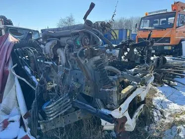 Motor Volvo / 200 000 km (3)