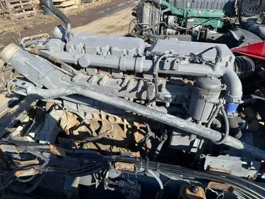 Motor Volvo / 200 000 km (5)