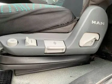 MAN TGM 18.280/ 2008/ hook lift truck / 509 412 km  (58)