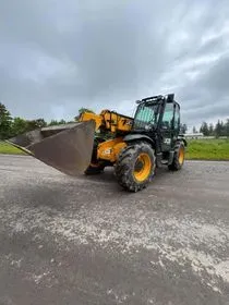 JCB 535-95 / 2016 / 4 300 m/h (1)