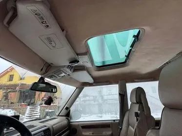 	LAND ROVER DISCOVERY / 2000 / 377 800 km (20)