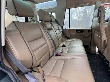 	LAND ROVER DISCOVERY / 2000 / 377 800 km (22)