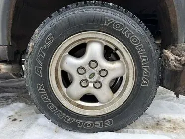 	LAND ROVER DISCOVERY / 2000 / 377 800 km (12)