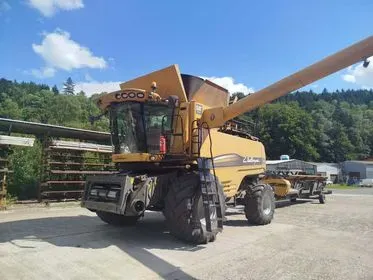 CAT Challenger 680B / 2010 / 2 560 m/h (2)