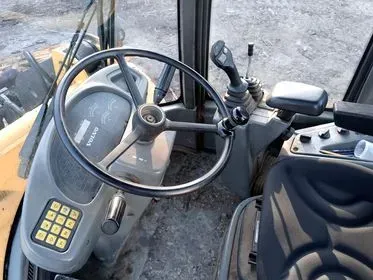 Volvo L40B - TP / 2008 / 19 886 m/h (11)